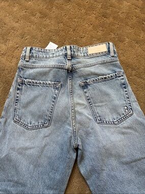 ICON Light Blue Cropped Straight-Leg Jeans